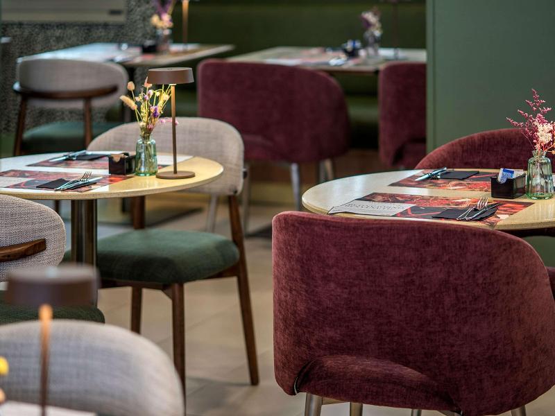 Mercure Roma Centro St. John image