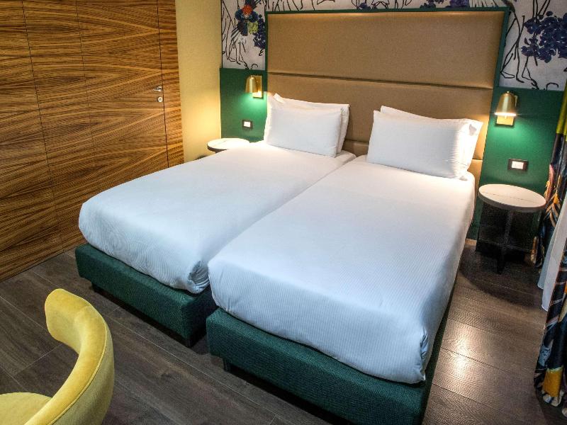 Mercure Roma Centro St. John image