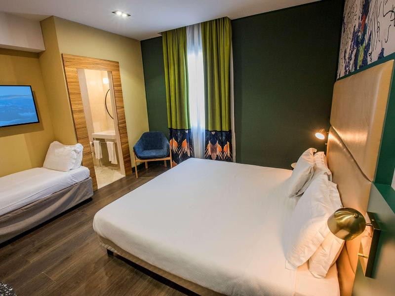 Mercure Roma Centro St. John image