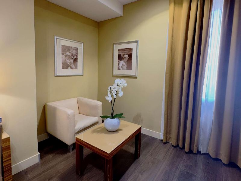 Mercure Roma Centro St. John image