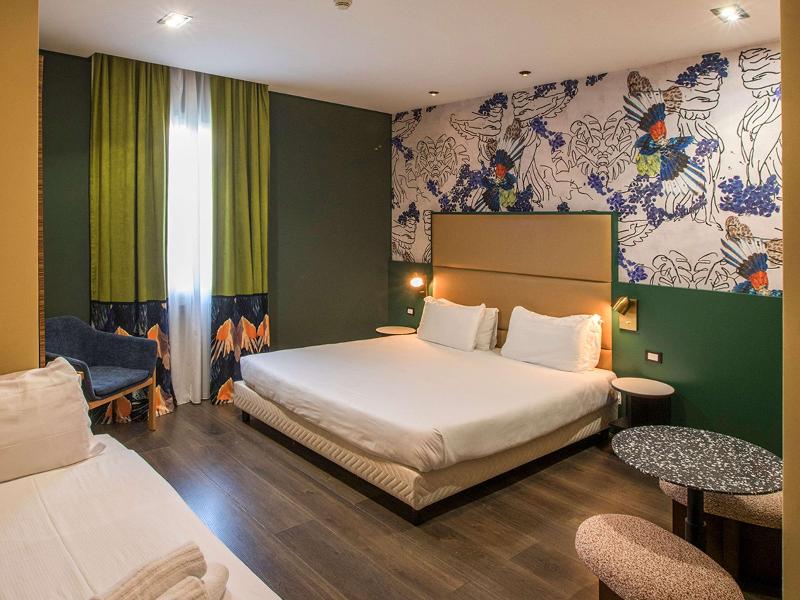Mercure Roma Centro St. John image