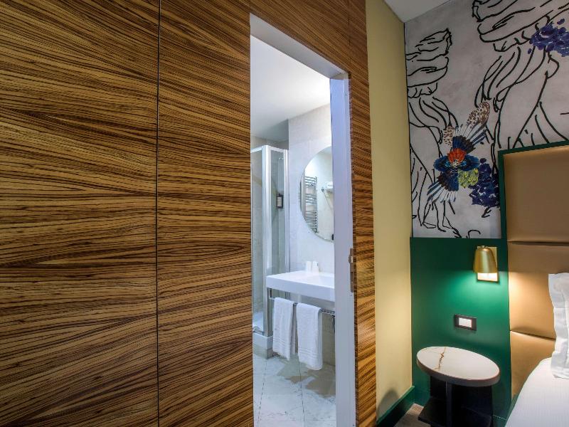 Mercure Roma Centro St. John image