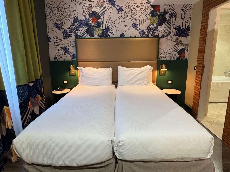 Mercure Roma Centro St. John image