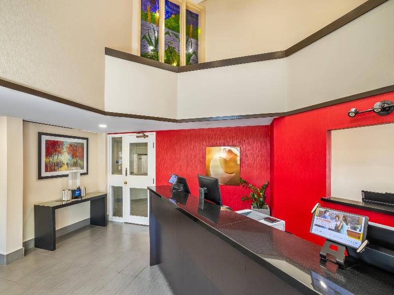 Comfort Inn East image