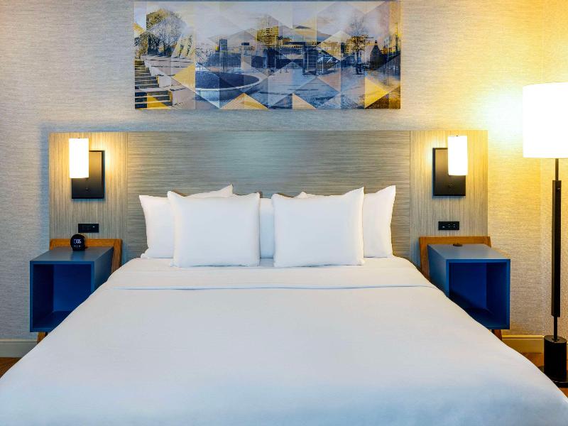 Comfort Inn Magnetic Hill image