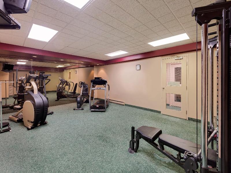 Ramada by Wyndham Pinewood Park Resort North Bay image
