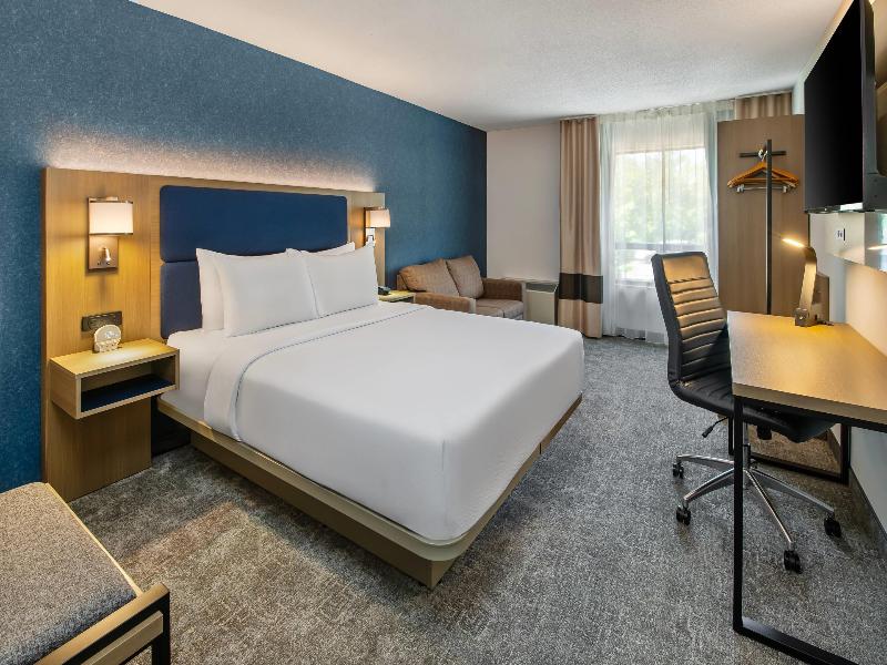 Comfort Inn Airport North Bay image