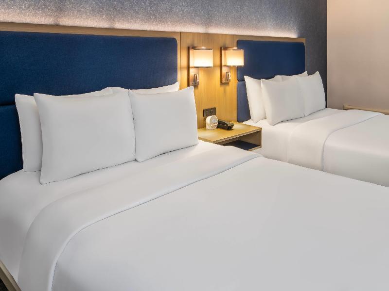 Comfort Inn Airport North Bay image