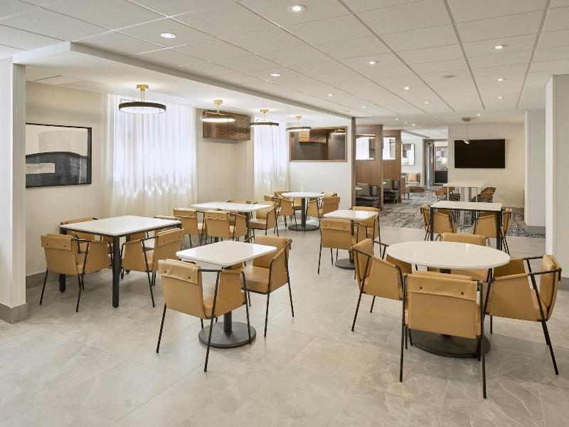 Quality Hotel Regina image
