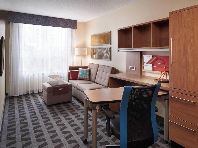 TownePlace Suites Windsor image