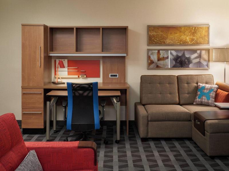 TownePlace Suites Windsor image