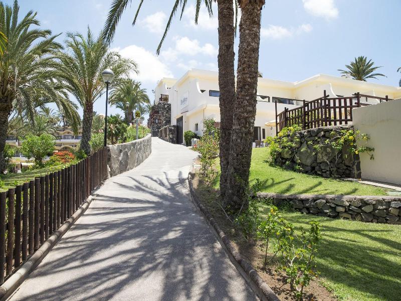 Grupotel Tres Vidas image