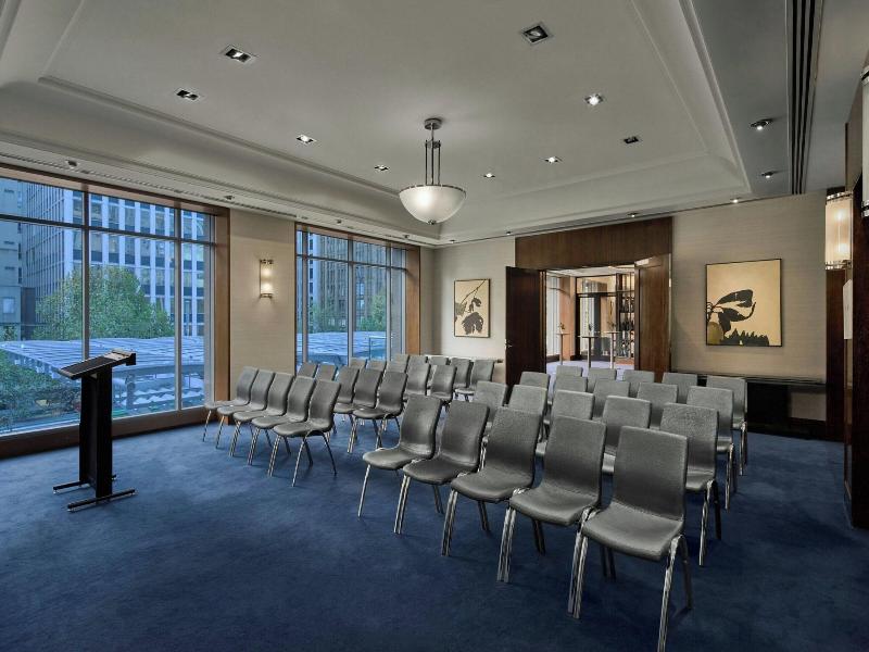 Westin Melbourne image