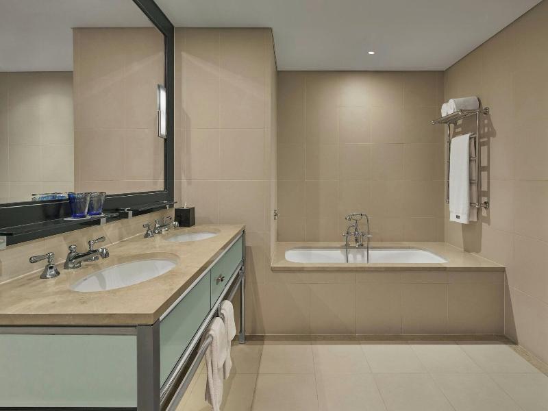 Westin Melbourne image