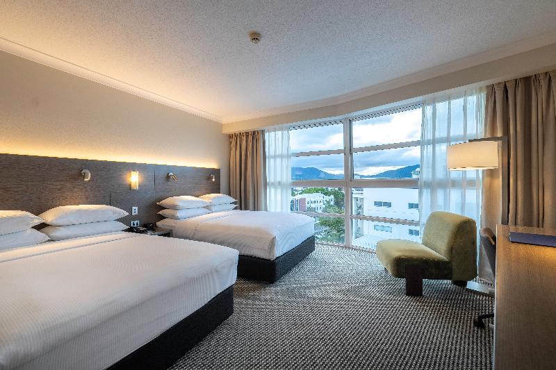 DoubleTree by Hilton Hotel Cairns image