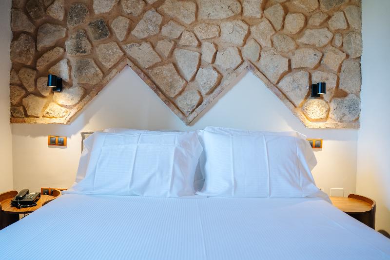 Abba Las Viñas Tiedra Hotel Rural image