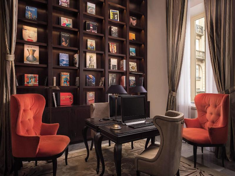 Hotel Maria Cristina image