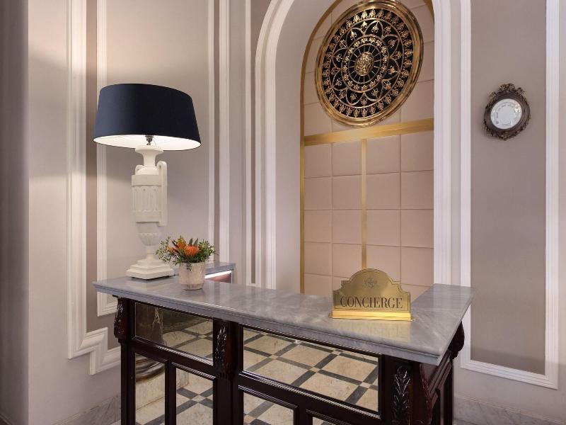 Hotel Maria Cristina image