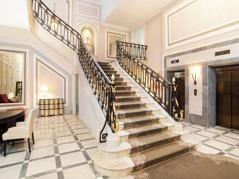 Hotel Maria Cristina image