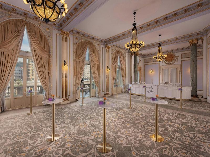Hotel Maria Cristina image