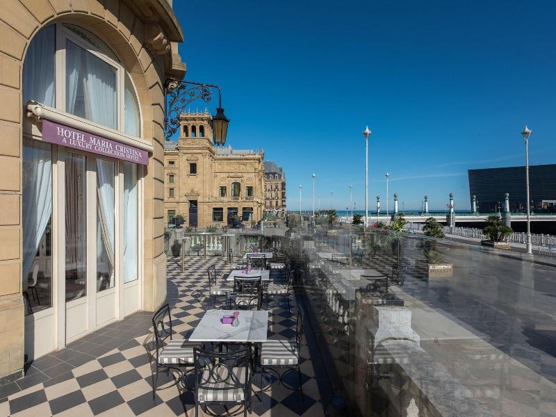 Hotel Maria Cristina image