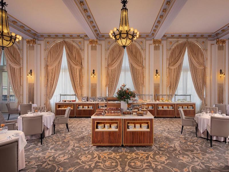 Hotel Maria Cristina image