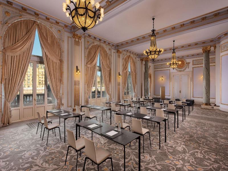 Hotel Maria Cristina image