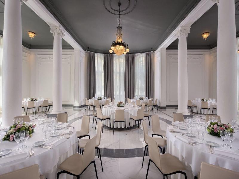 Hotel Maria Cristina image