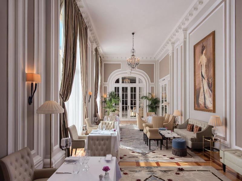 Hotel Maria Cristina image