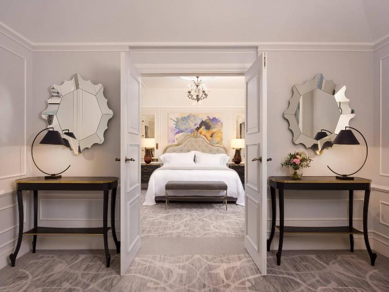 Hotel Maria Cristina image