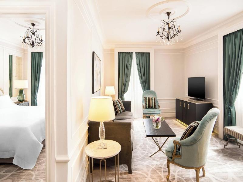 Hotel Maria Cristina image