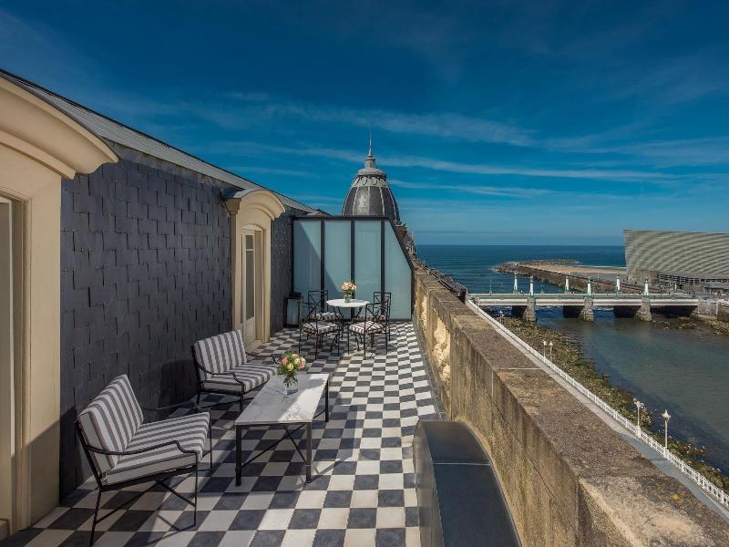 Hotel Maria Cristina image