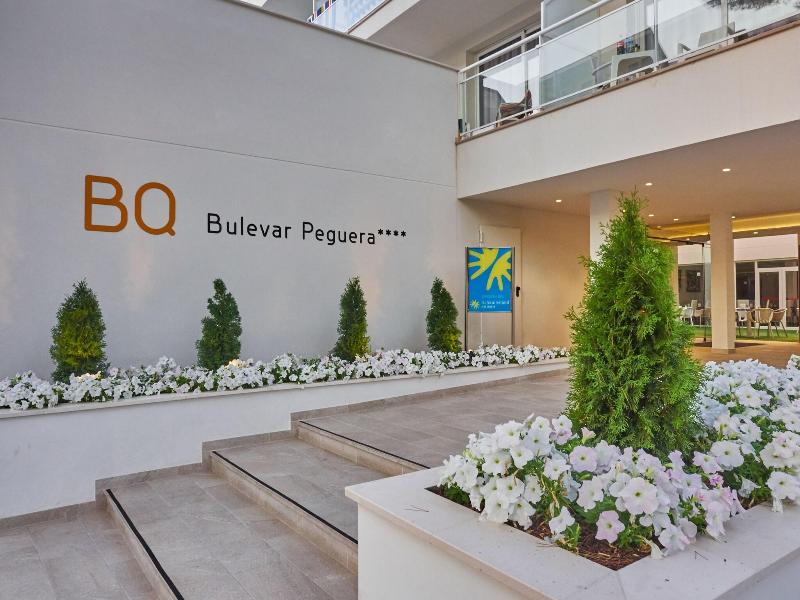 Bulevar Paguera image