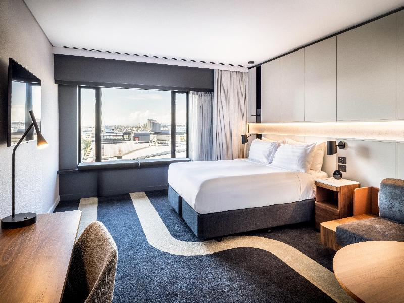 Crowne Plaza Hotel Auckland image