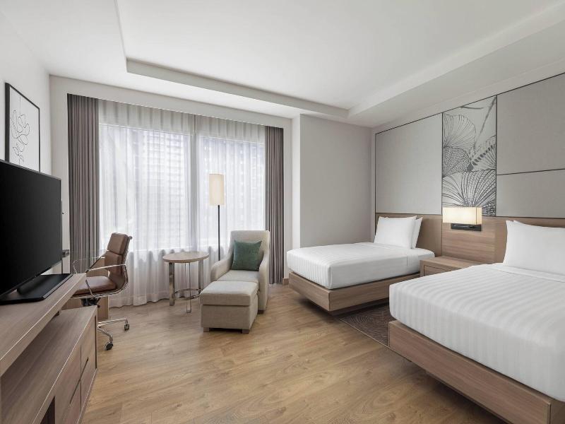 Courtyard by Marriott Bangkok image