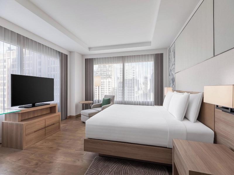 Courtyard by Marriott Bangkok image