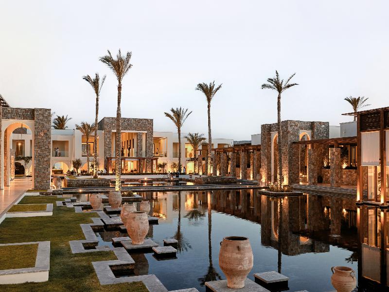 Amirandes, A Resort to Live image