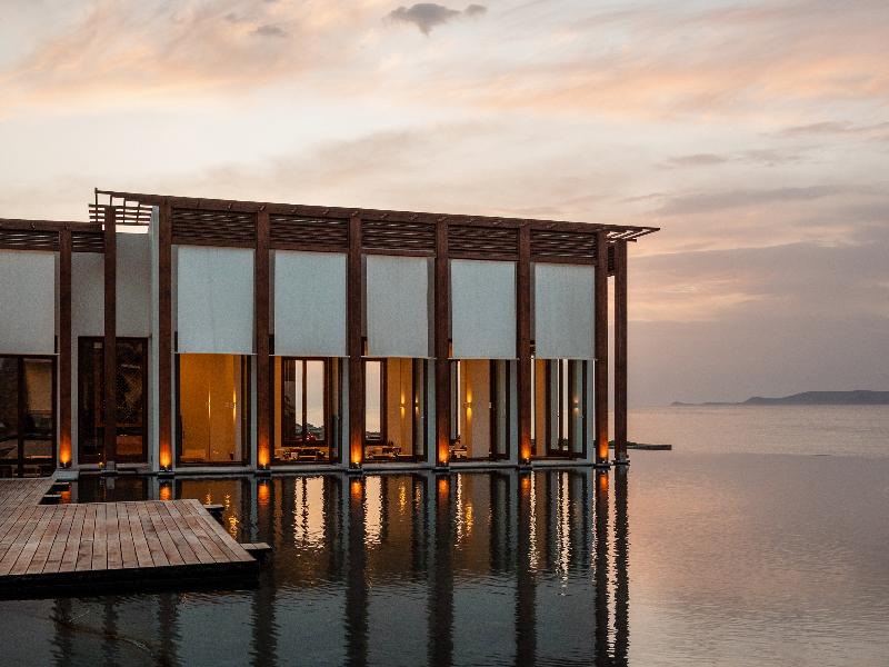 Amirandes, A Resort to Live image