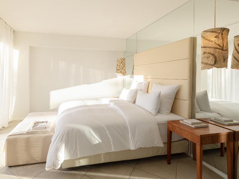 Amirandes, A Resort to Live image