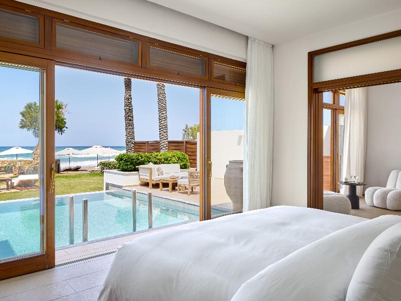 Amirandes, A Resort to Live image