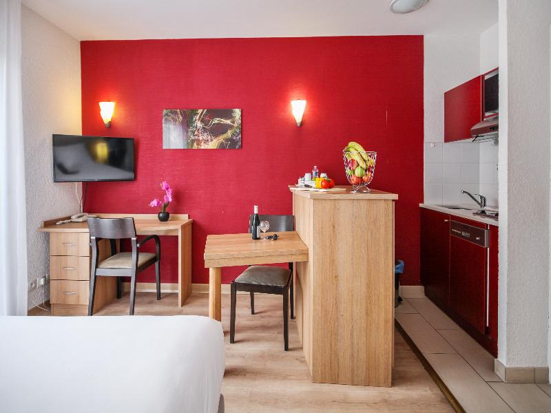 Quality Aparthotel Divonne Portes de Geneve image