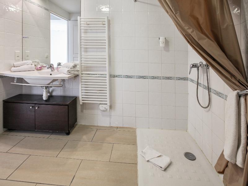 Quality Aparthotel Divonne Portes de Geneve image