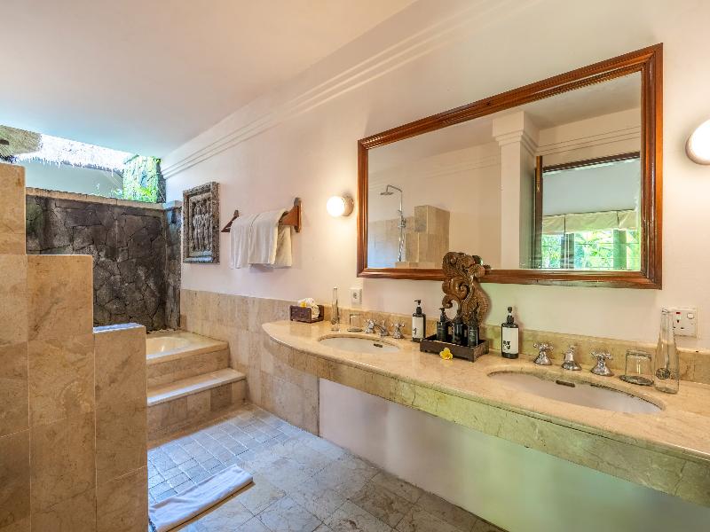Natura Villa Resort & Spa Ubud Bali image