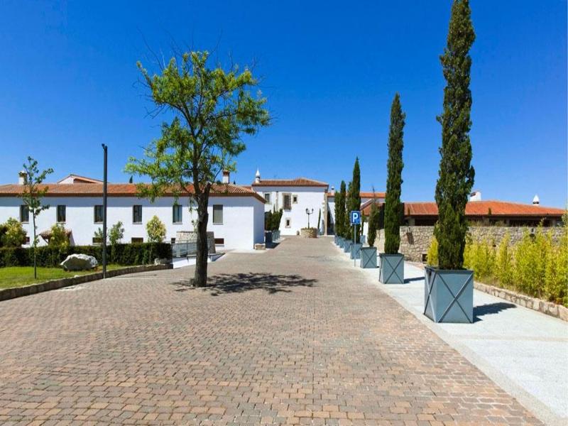 Hospes Palacio de Arenales & SPA image