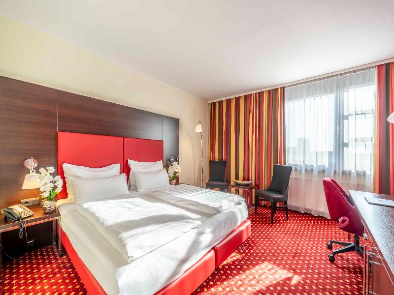 PLAZA INN Wels image