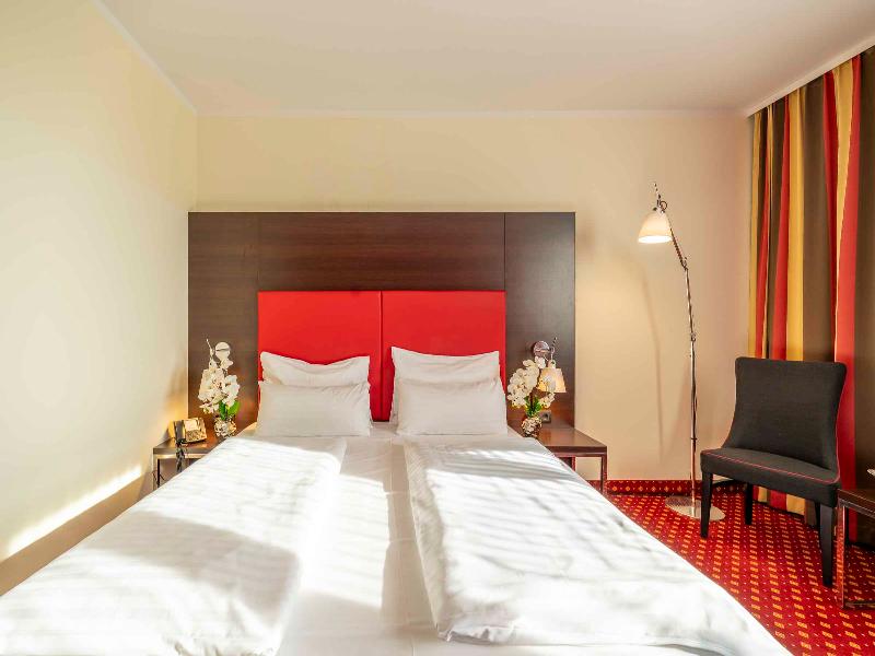 PLAZA INN Wels image