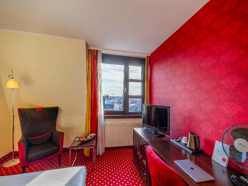 PLAZA INN Wels image