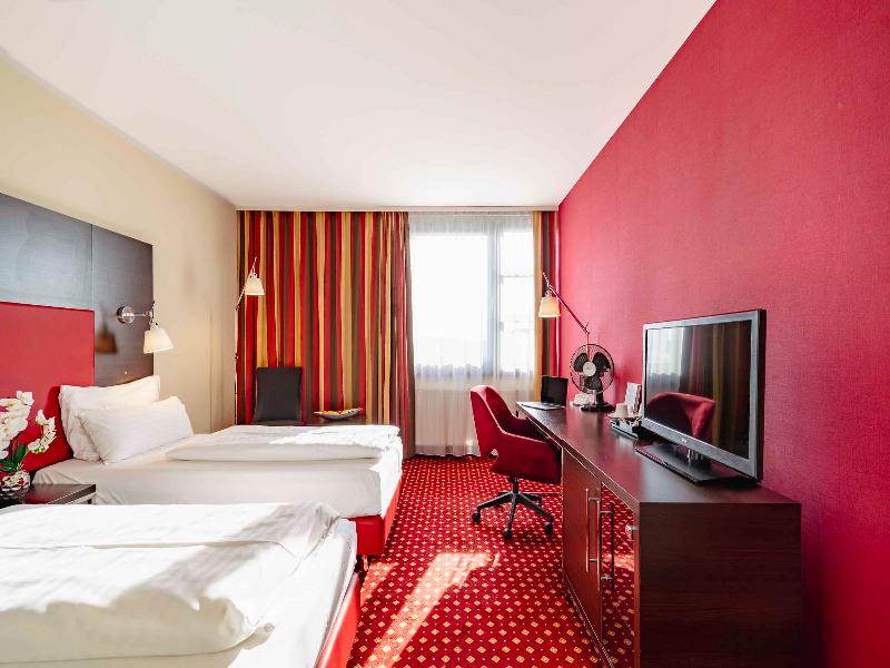 PLAZA INN Wels image