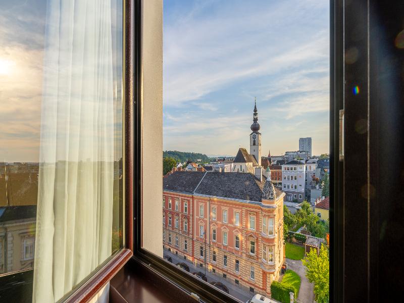 PLAZA INN Wels image