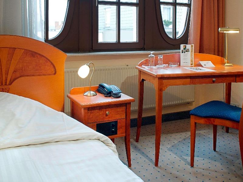 Tryp by Wyndham Kassel City Centre image